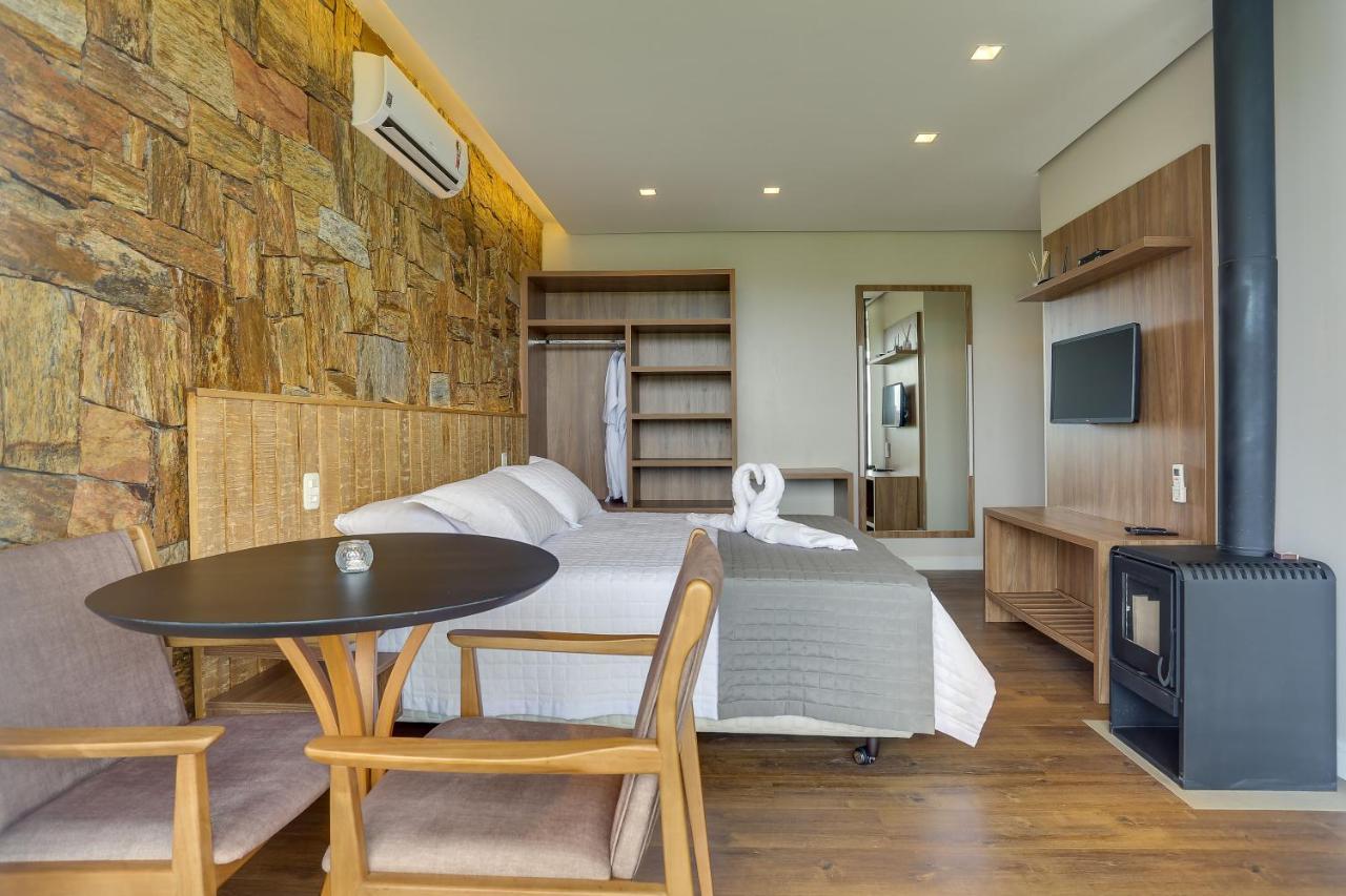 Inn Janela Do Vale 2*